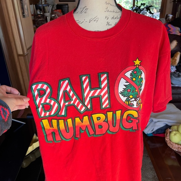 Vintage 90’s BAH HUMBUG Christmas graphic tee shirt. 🎄🎅 - Picture 4 of 16